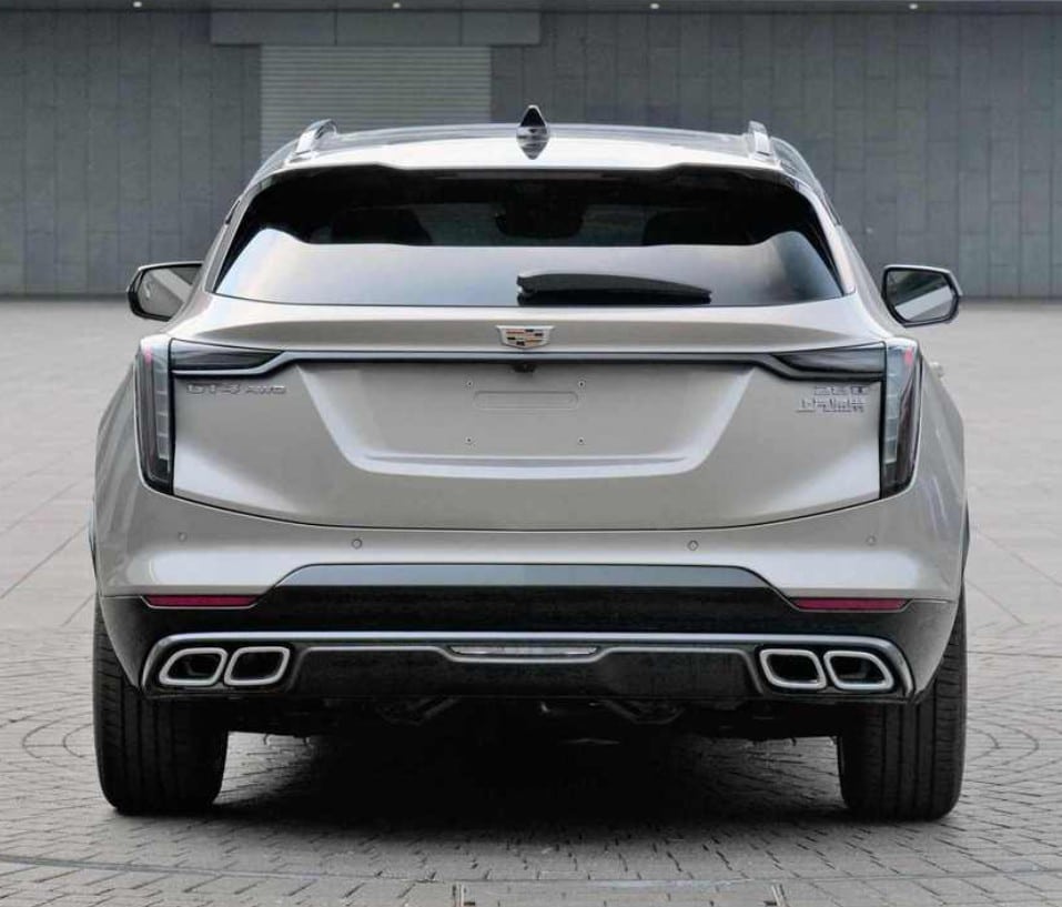 cadillac large crossover
