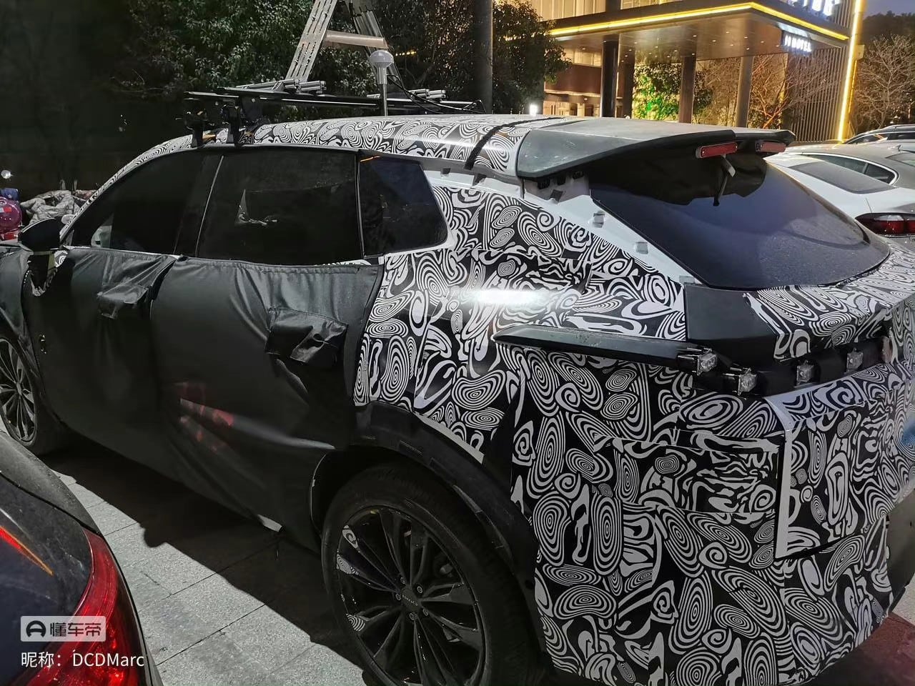 Spy Shots: Lynk & Co DX11 Is A New PHEV SUV For China