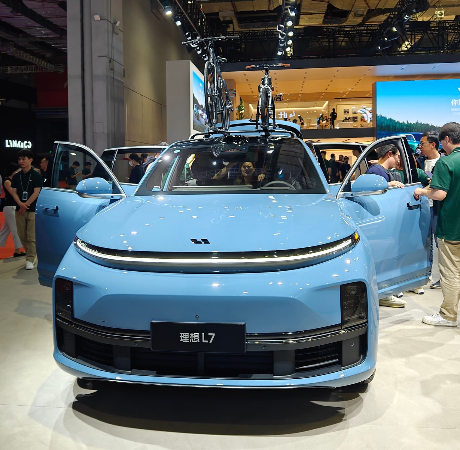 Li Auto's first pure EV will get CATL's Qilin battery. To launch 5 BEV  models by 2025