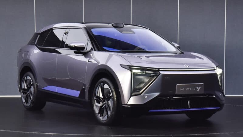 HiPhi Y is here to rival the all-new Nio ES6. Will gull-wing doors help it?