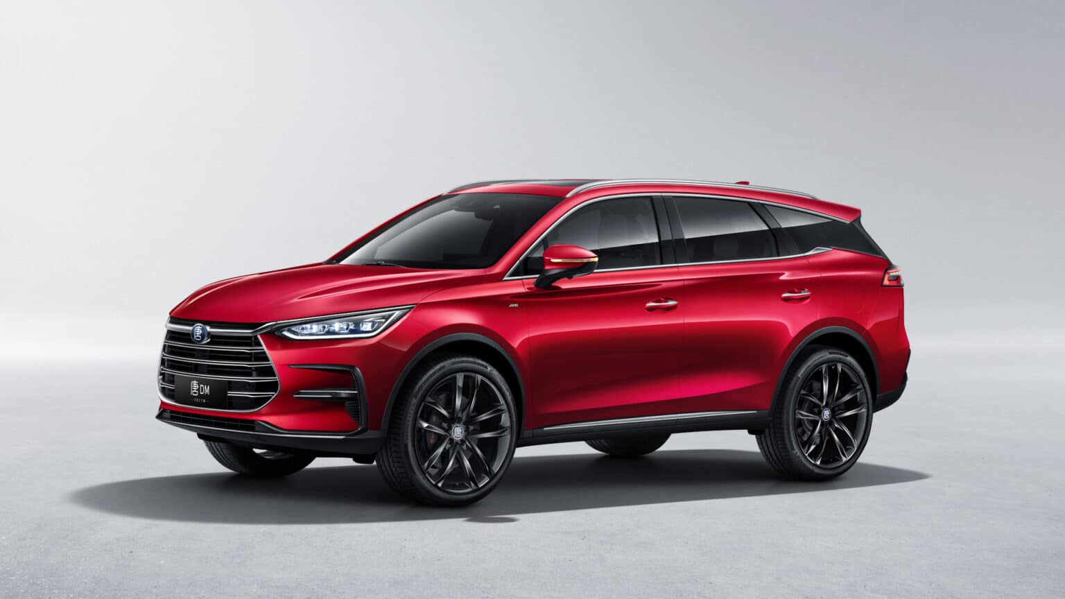 BYD’s Denza N8 interior was unveiled with 6 seats and a large screen