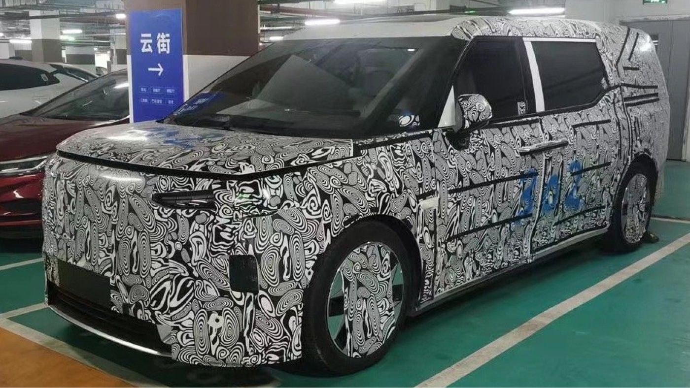Volvo first electric MPV spied in China. To launch in Q4 2023