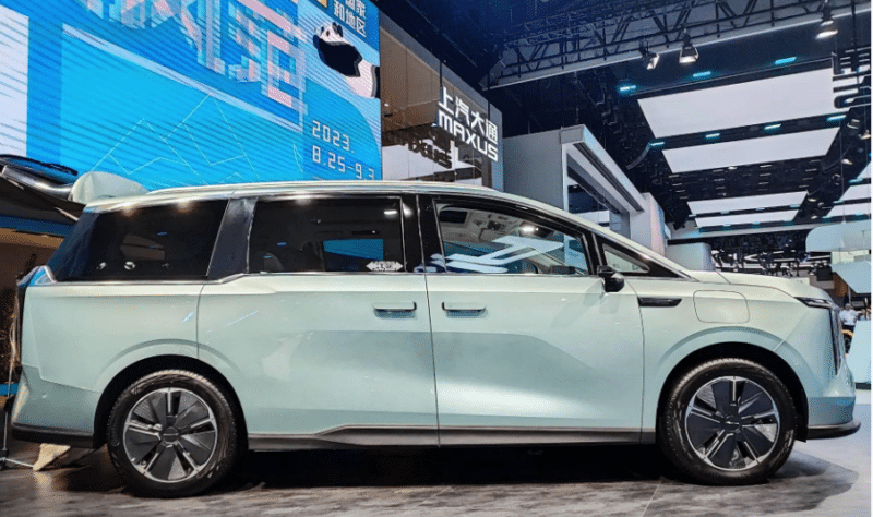 SAIC Maxus Dajia 7 begins pre-sales at Chengdu Auto Display