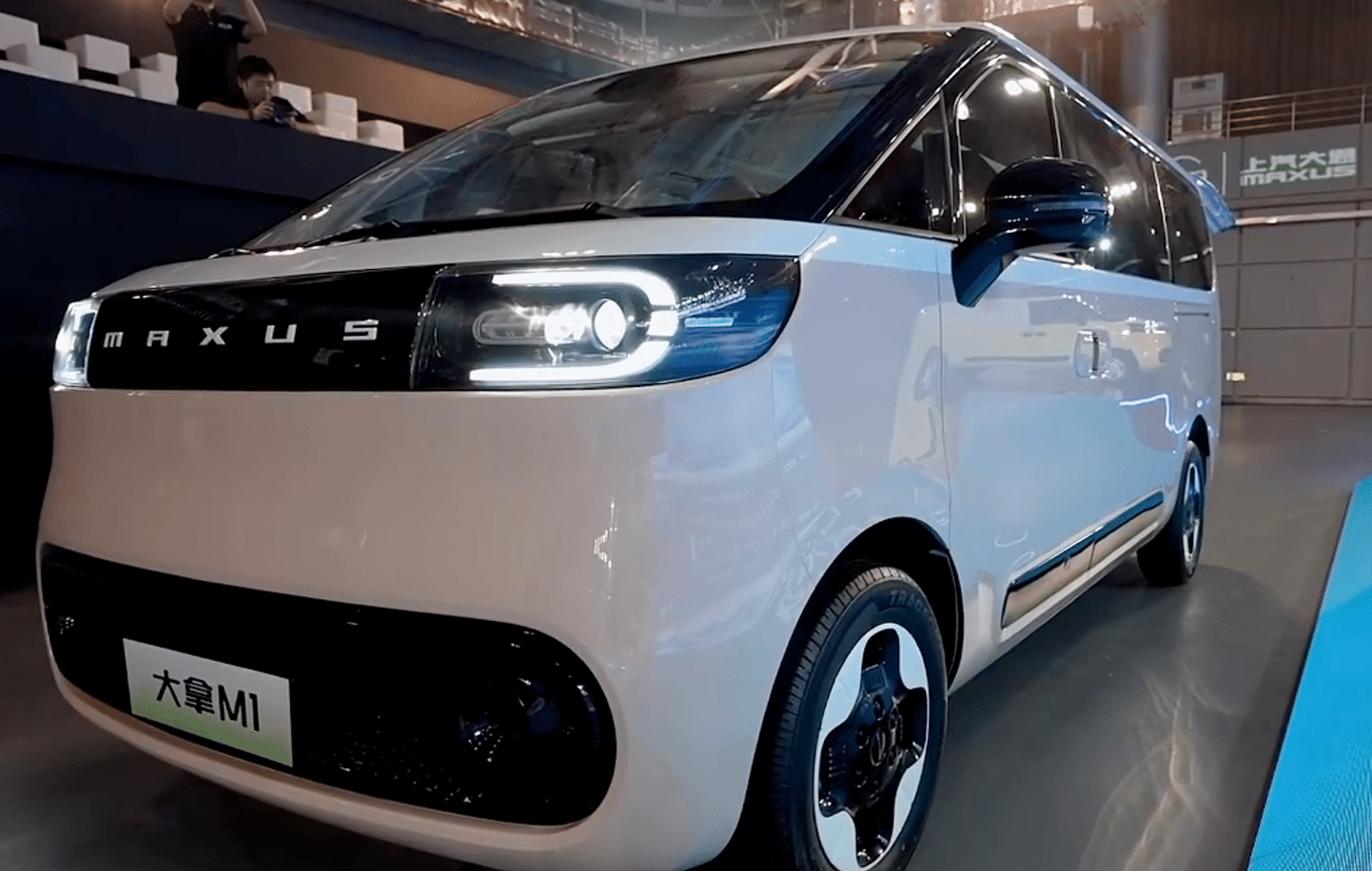 SAIC Maxus electric minivan Dana M1 makes a debut, market entry next year