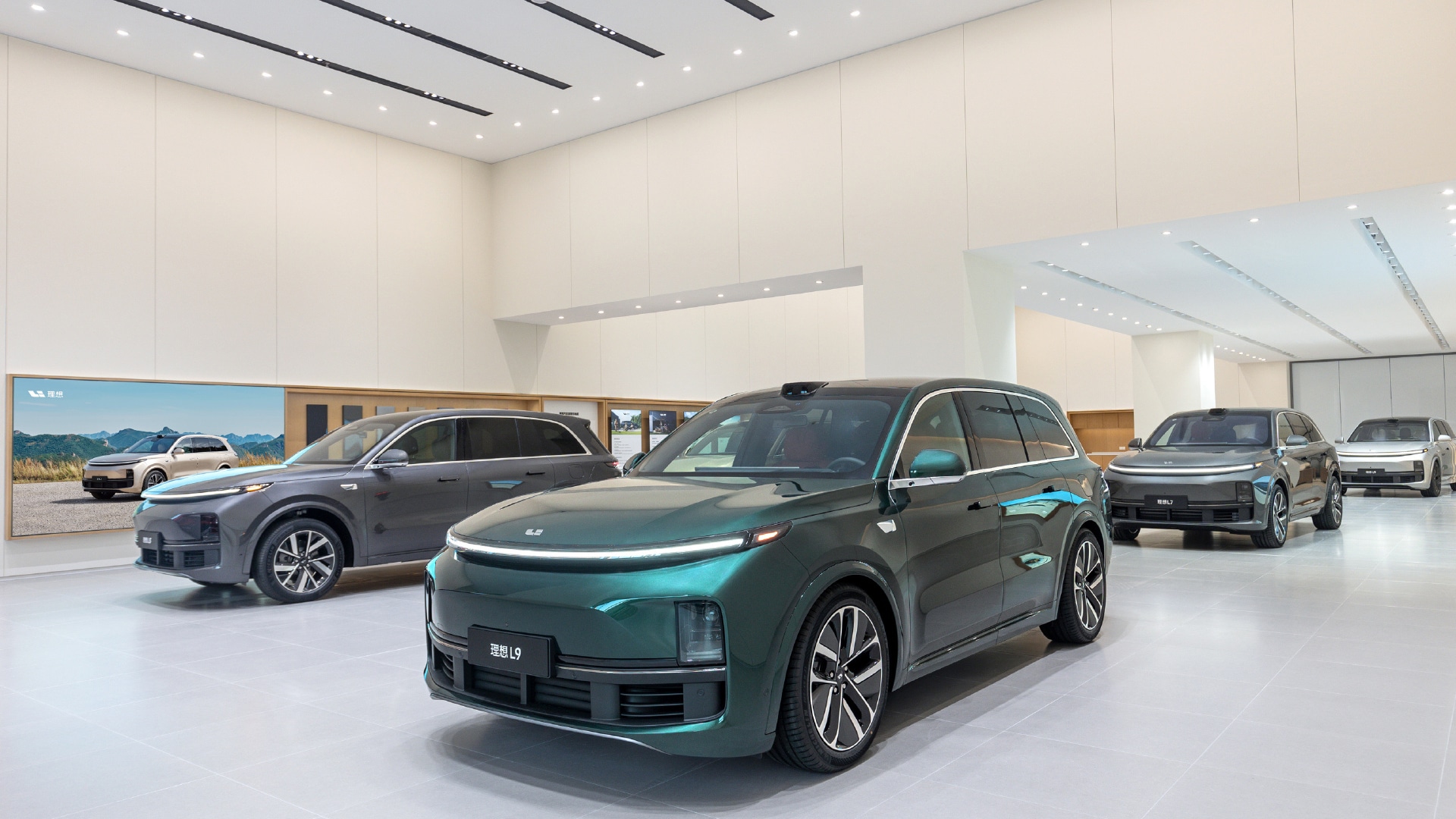 Li Auto Mega MPV unveiled in China, marking brand's transition
