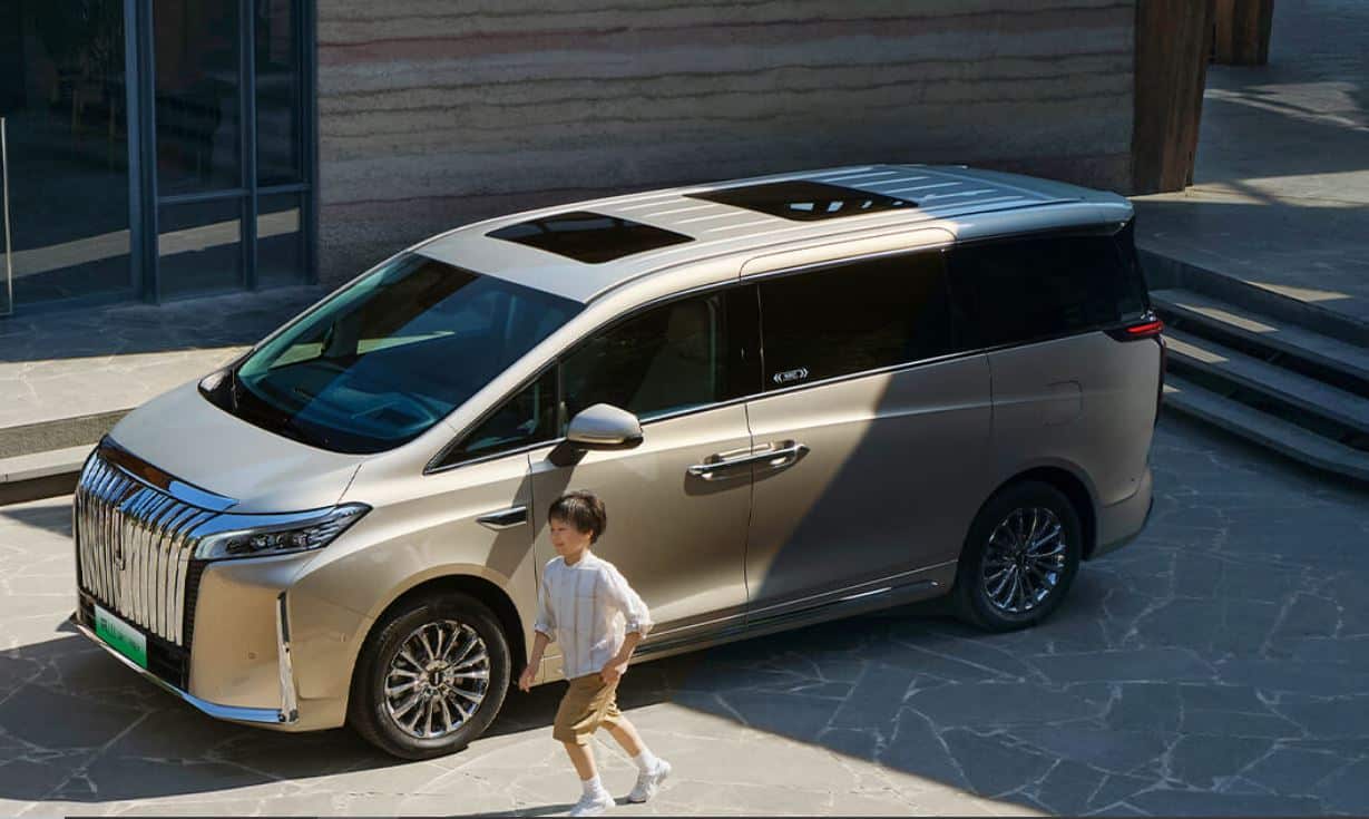 Great Wall Motor’s Wey Gaoshan plug-in hybrid MPV will launch on October 18