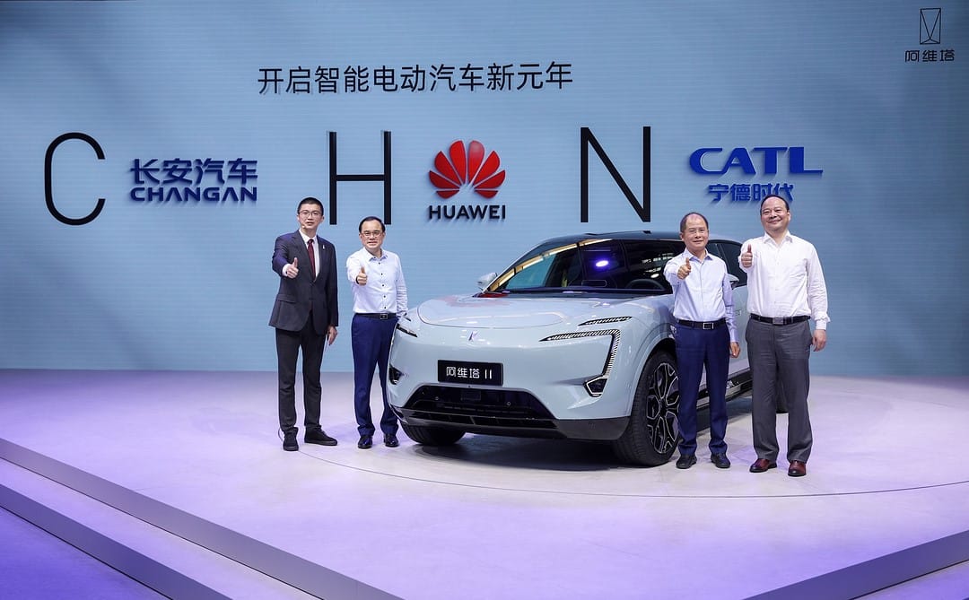 Huawei is planning to sell 40% shares in its new smart car firm valued at 35 billion USD