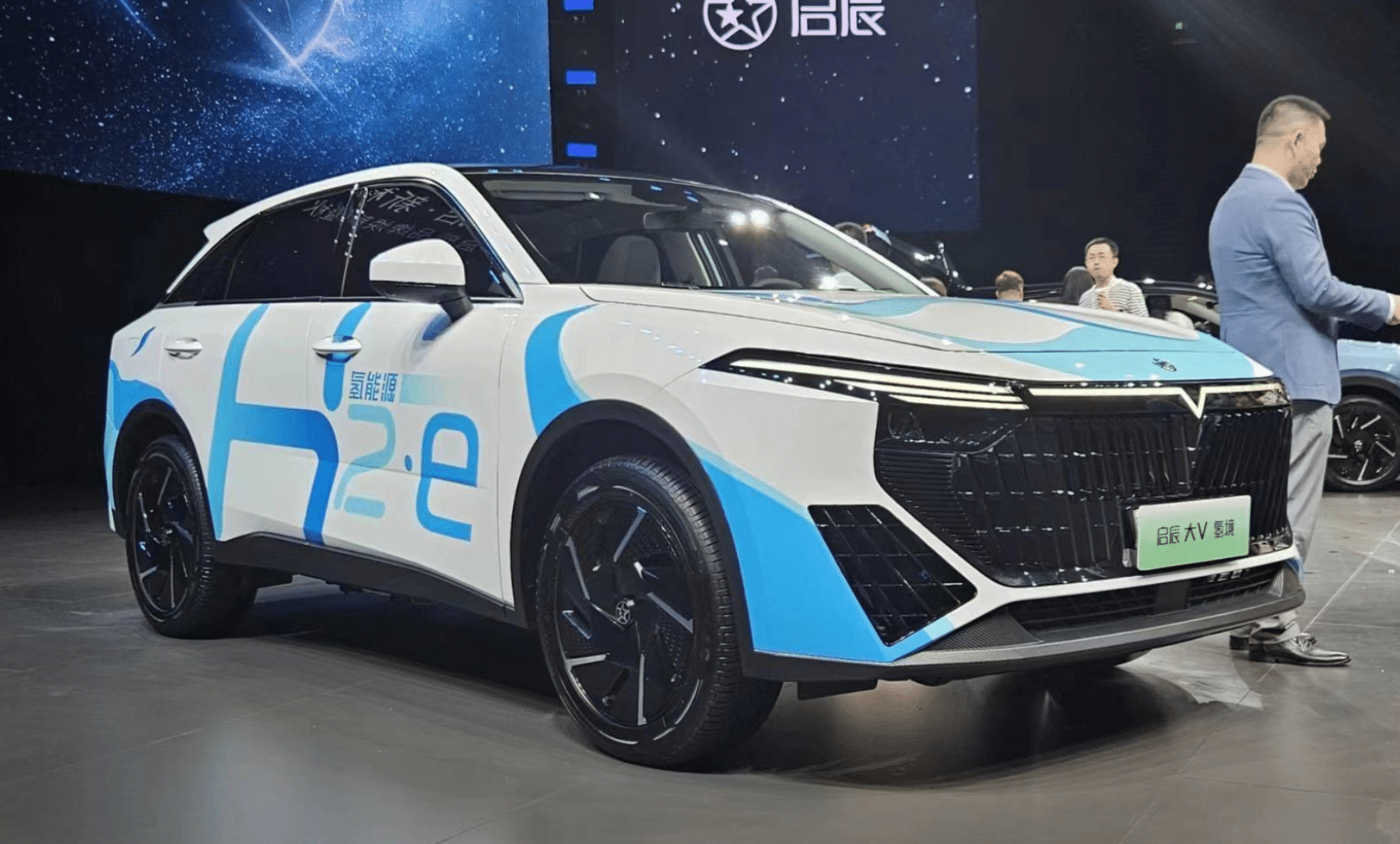 Dongfeng-Nissan Venucia releases 140,000 USD hydrogen car