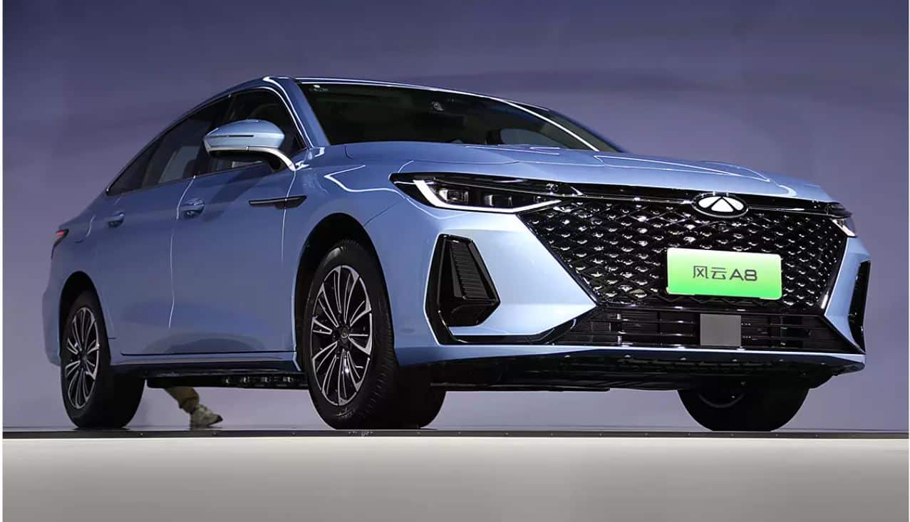 Chery Fengyun A8 plug-in hybrid sedan with 1,400 km range launched, price starts at 16,700 USD