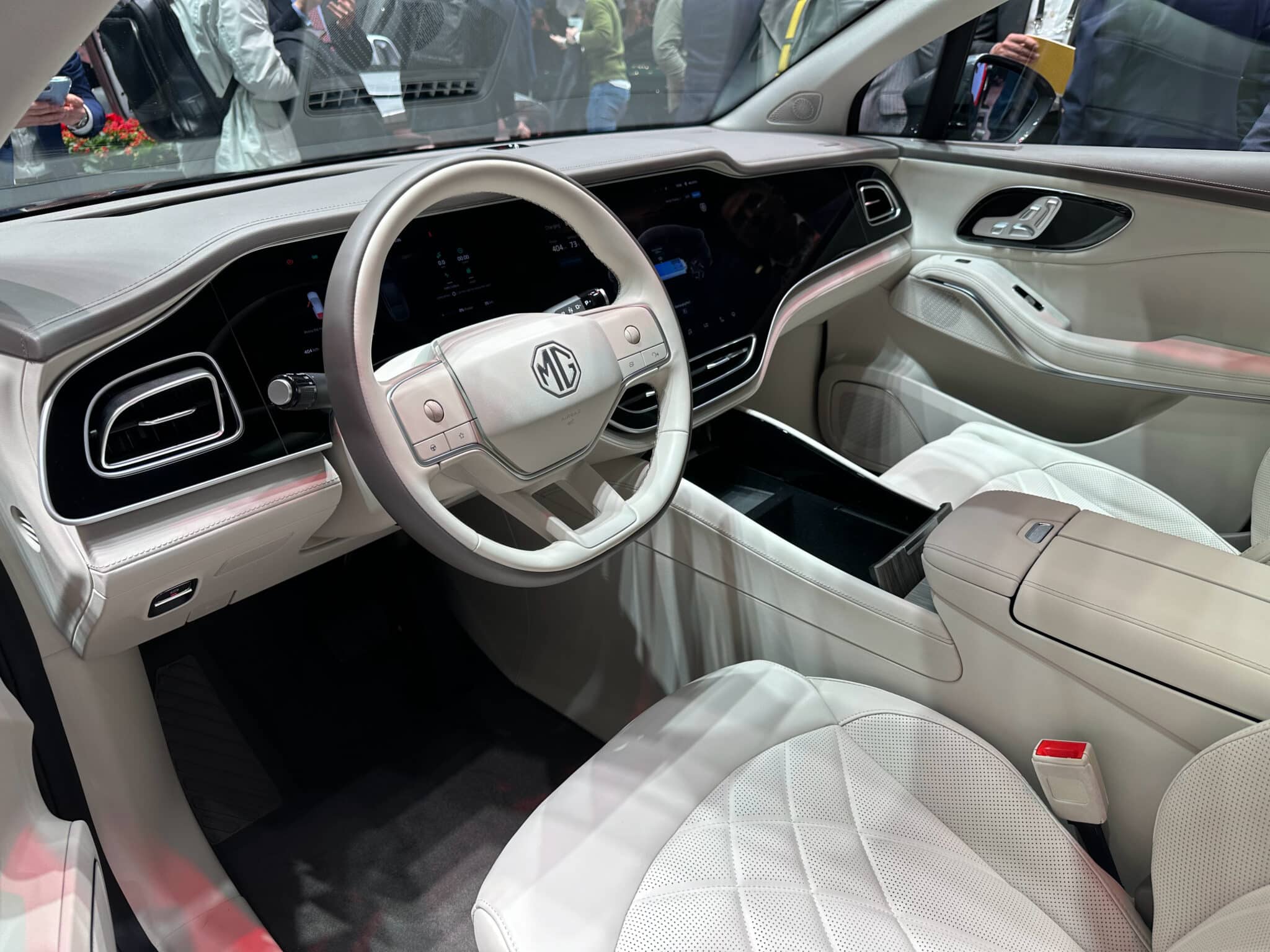 SAIC amplifies MG model line with two EVs from sister brand