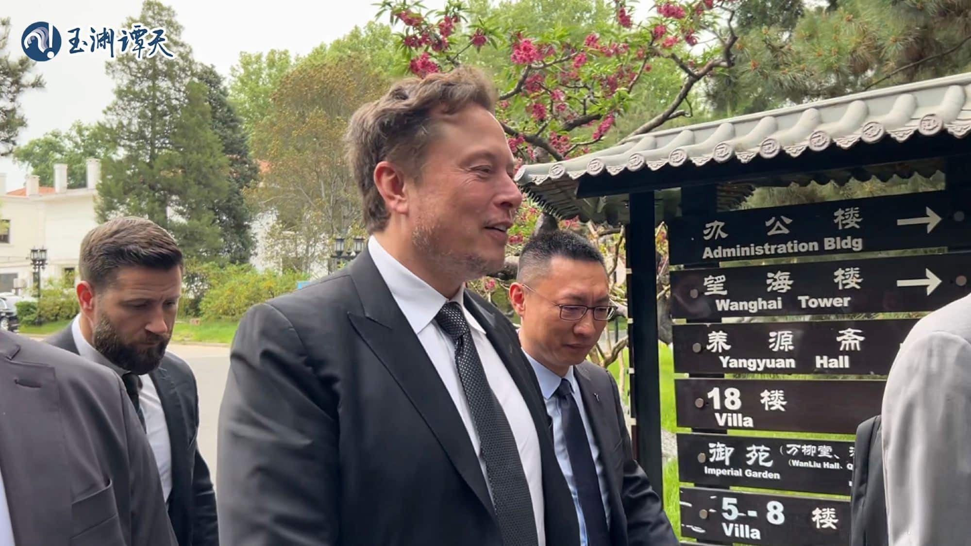 Elon Musk landed in Beijing to seek FSD China approval