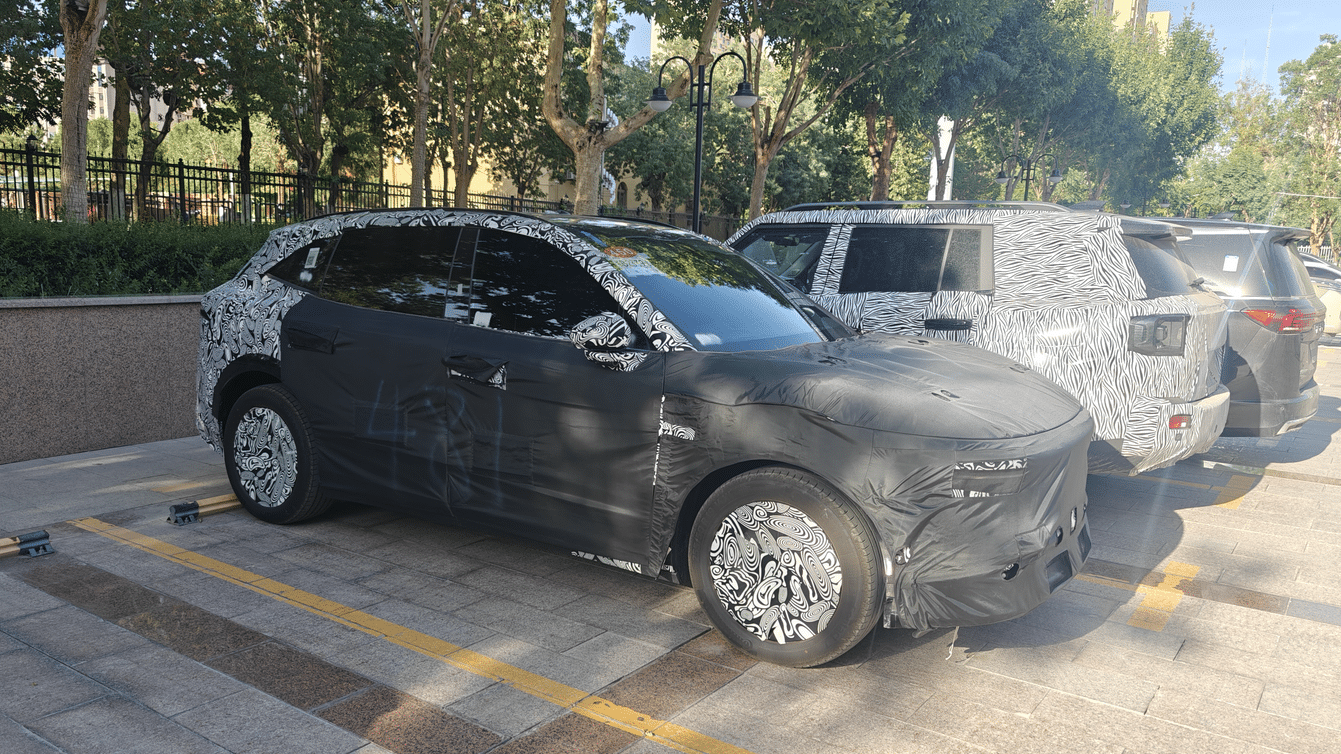 Zeekr’s new SUV spied again as it gets ready for launch later this year