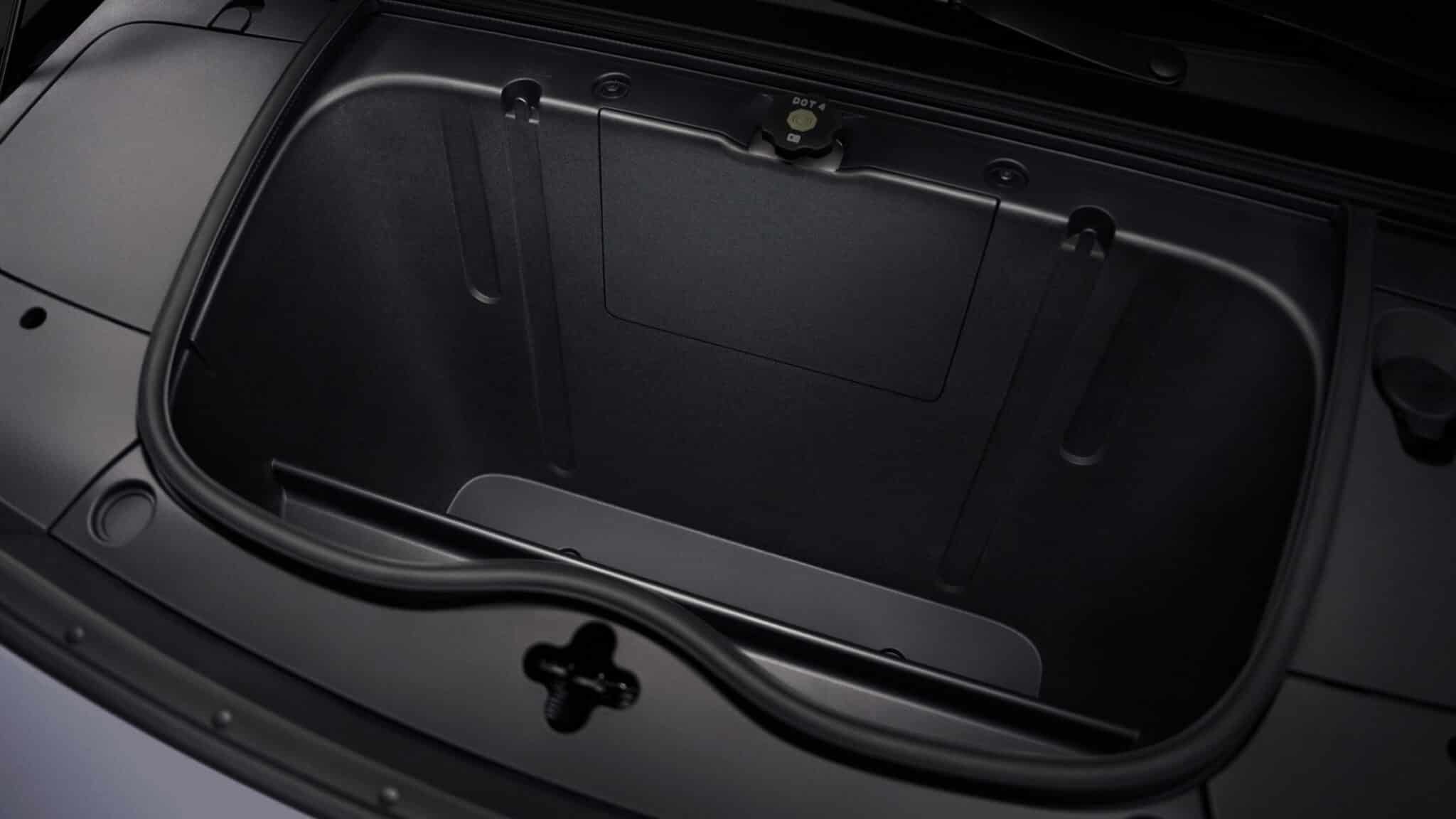 Nio unveiled Firefly EV hatchback for 20,400 USD with 92 liters frunk