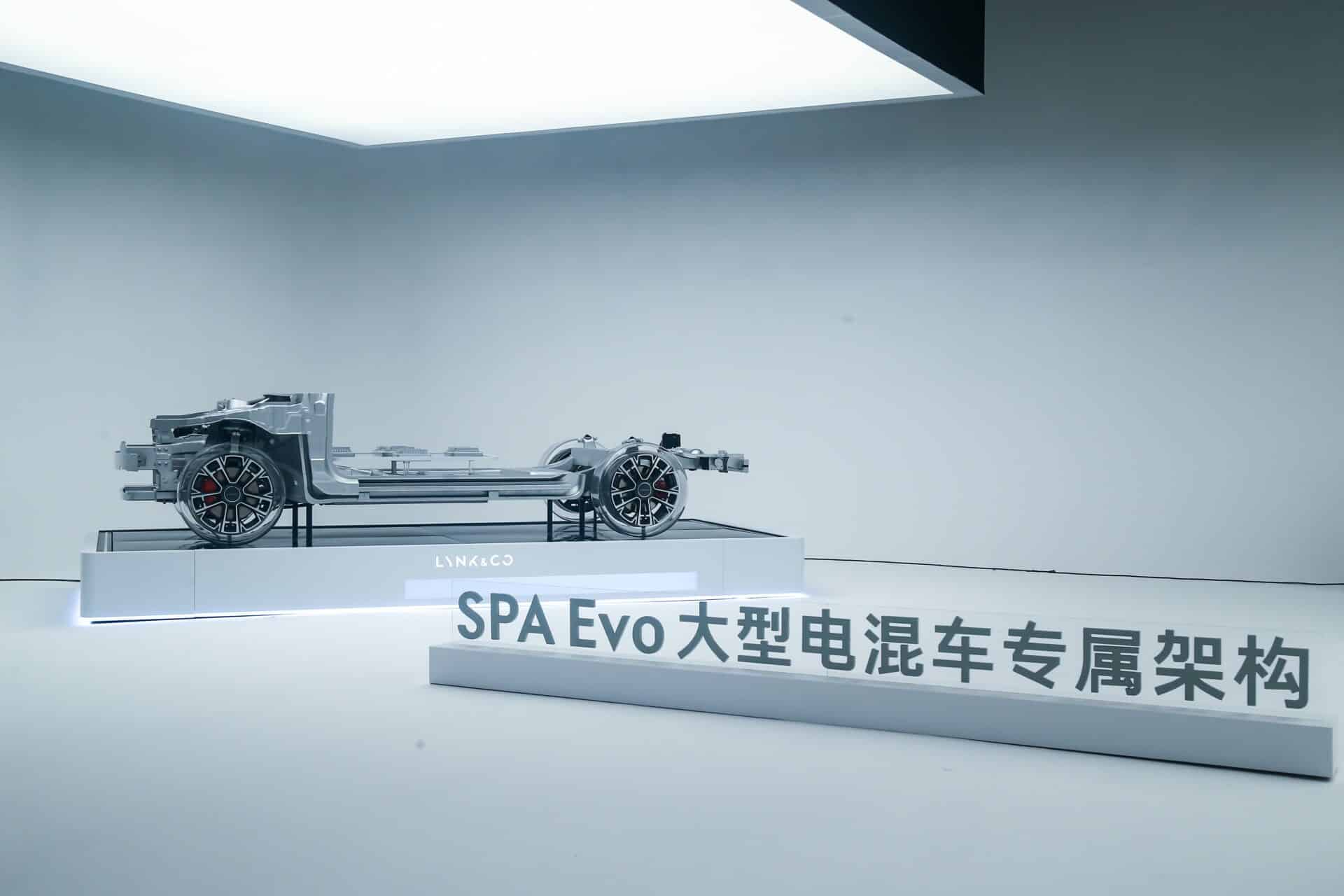 Lynk & Co 900 unveiled as a PHEV with up to 630 kW of power