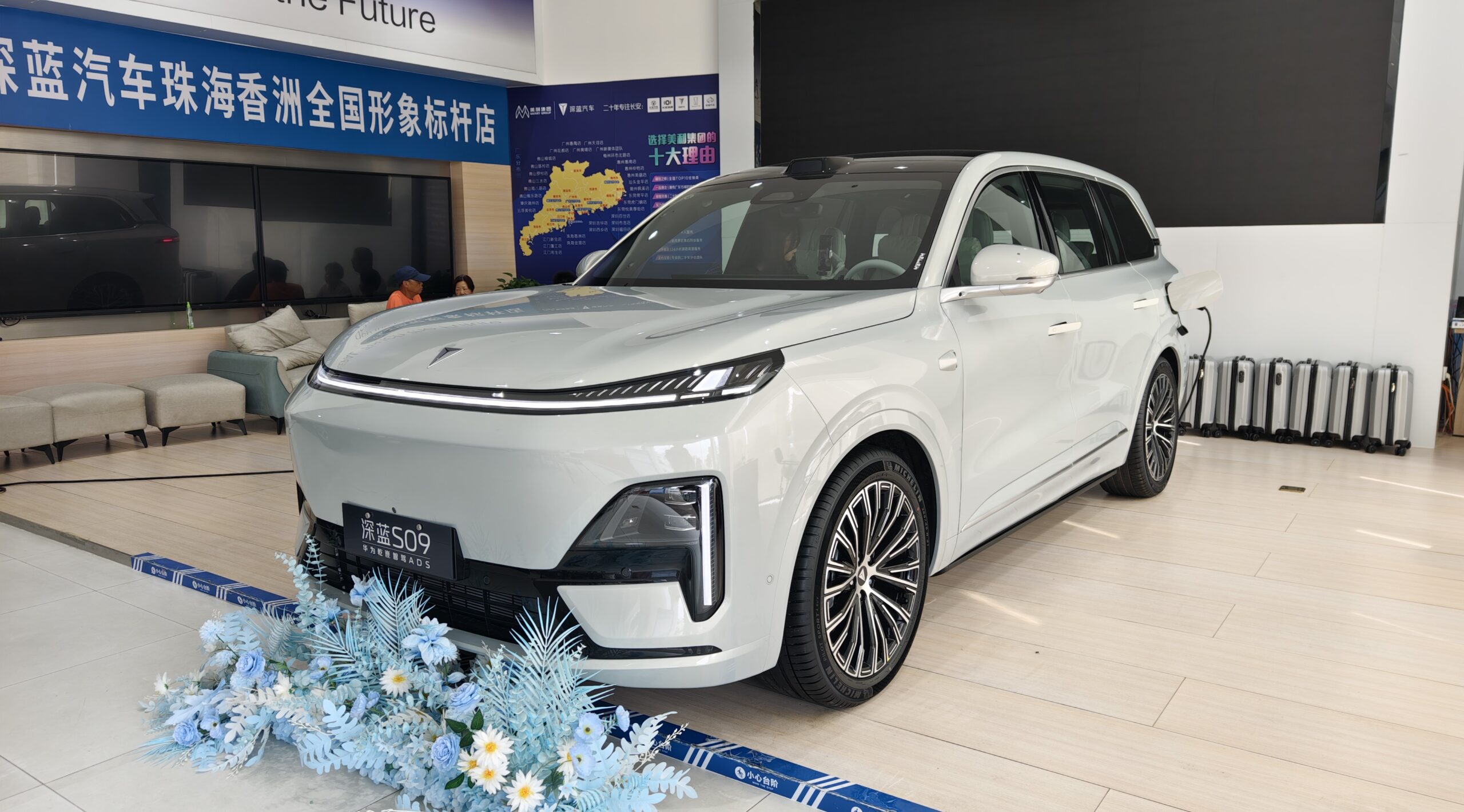 Sunday China Drive | Deepal S09’s 21,168 orders in just one month speak for themselves