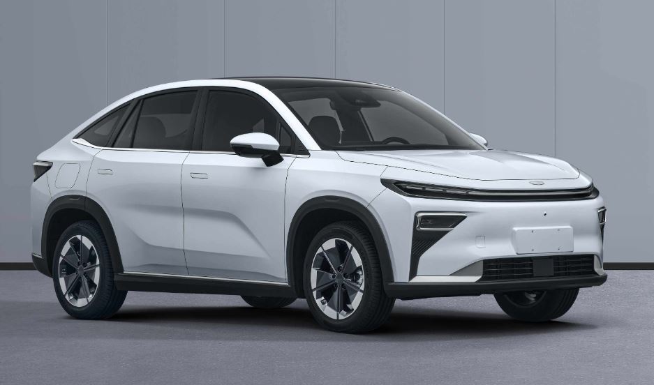 An EREV with swappable battery? Geely Haoyue R7 key specs revealed