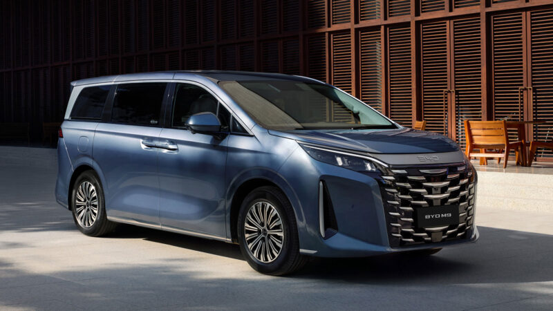 BYD to launch the Xia minivan in Mexico on June 25 – the official name is BYD M9