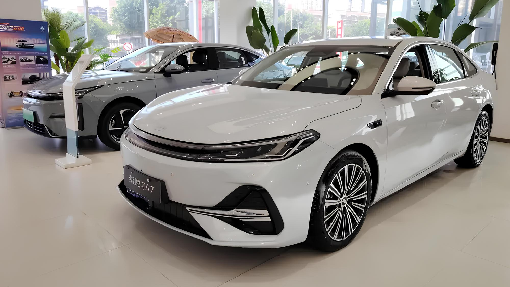 Geely Galaxy A7 PHEV sedan reached Chinese dealers ahead of the sales start