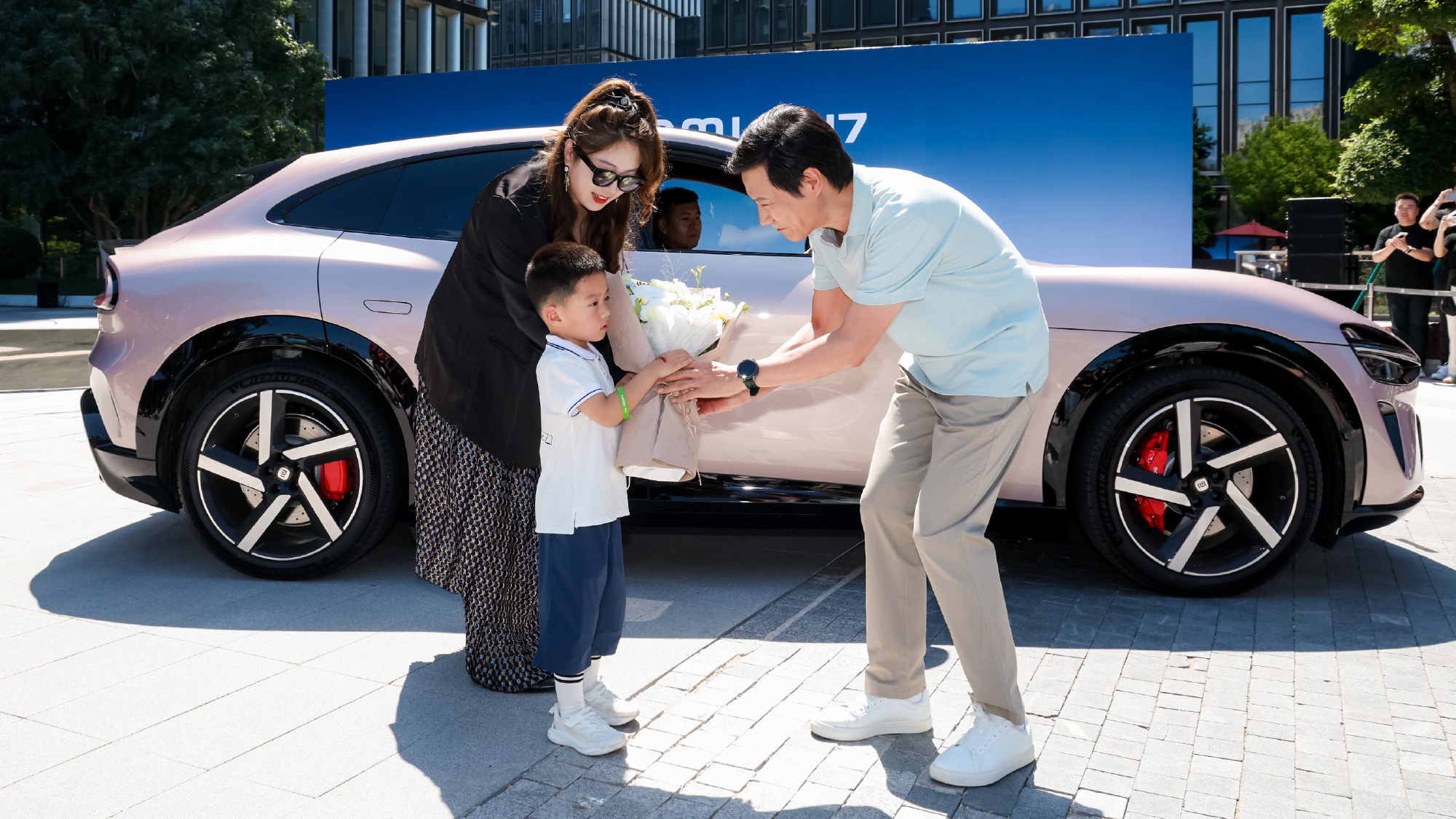 طراحی بیرونی شیائومی Yu7 با خطوط مدرن و ظریف