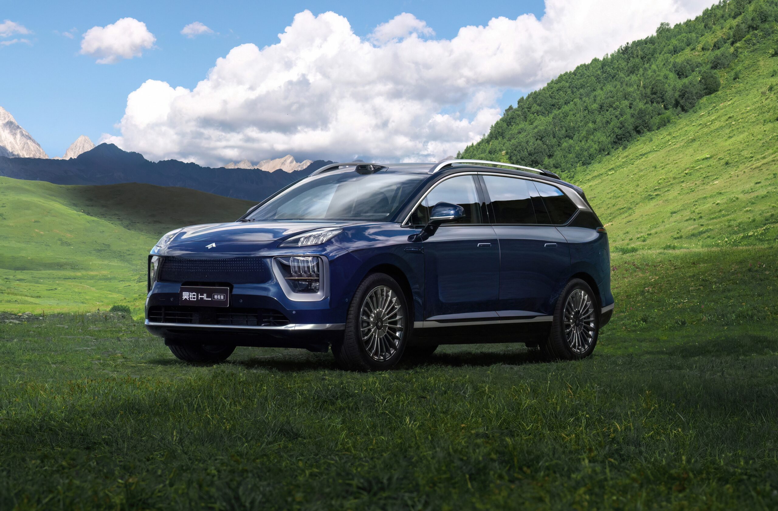 GAC’s Hyptec HL EREV with CATL Freevoy battery and Xingyuan system launched, starting at 37,600 USD