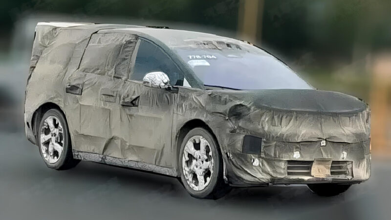 Li Auto i9 flagship SUV spotted in China ahead of debut