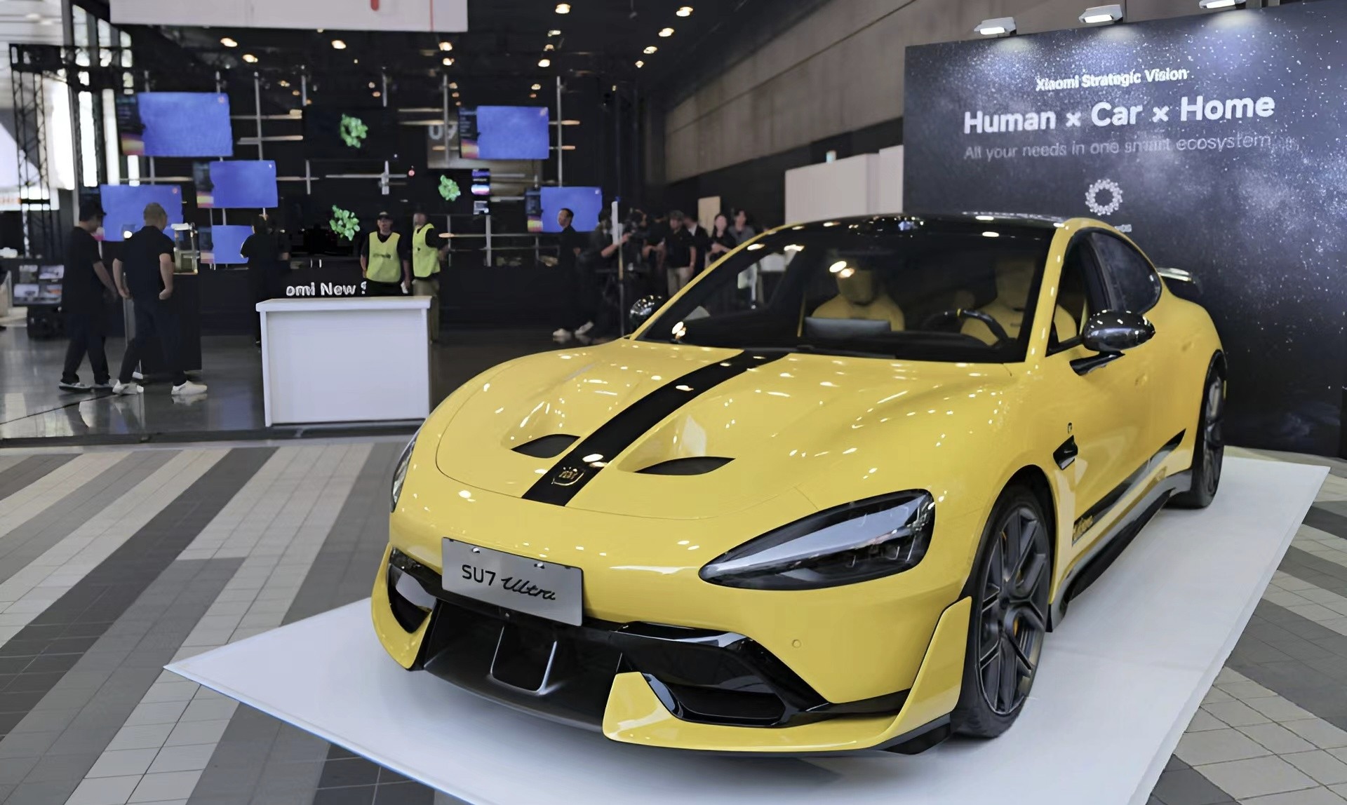 Xiaomi Japan VP: EVs to be sold in stores as SU7 Ultra debuts in Tokyo