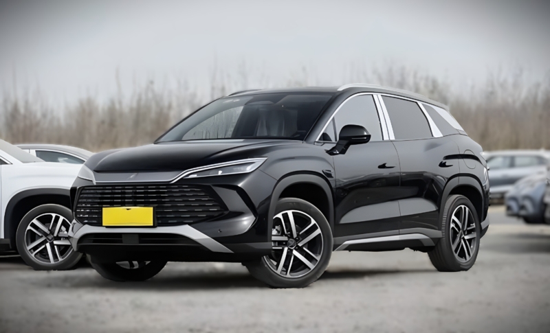 BYD 2026 Song L DM-i-nin elektrik məsafəsini 200 km-ə qədər artırdı
