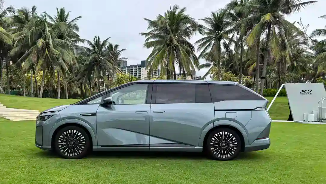 XPeng X9 EREV unveiled, an MPV boasting over 1,600 km combined range