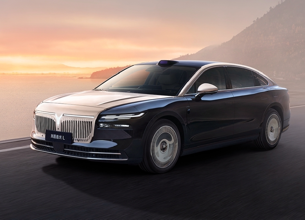 Voyah Passion L PHEV launched starting at 39,600 USD: 650 hp, 5C charging, 1,400 km combined range