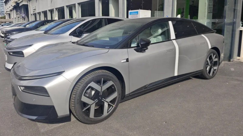 Updated Xpeng P7+ arrived at dealers ahead of sales start in China