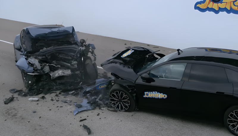 Pekində Haidian məhkəməsi Xiaomi SU7 ilə bağlı mübahisəli toqquşma videosunu araşdırır