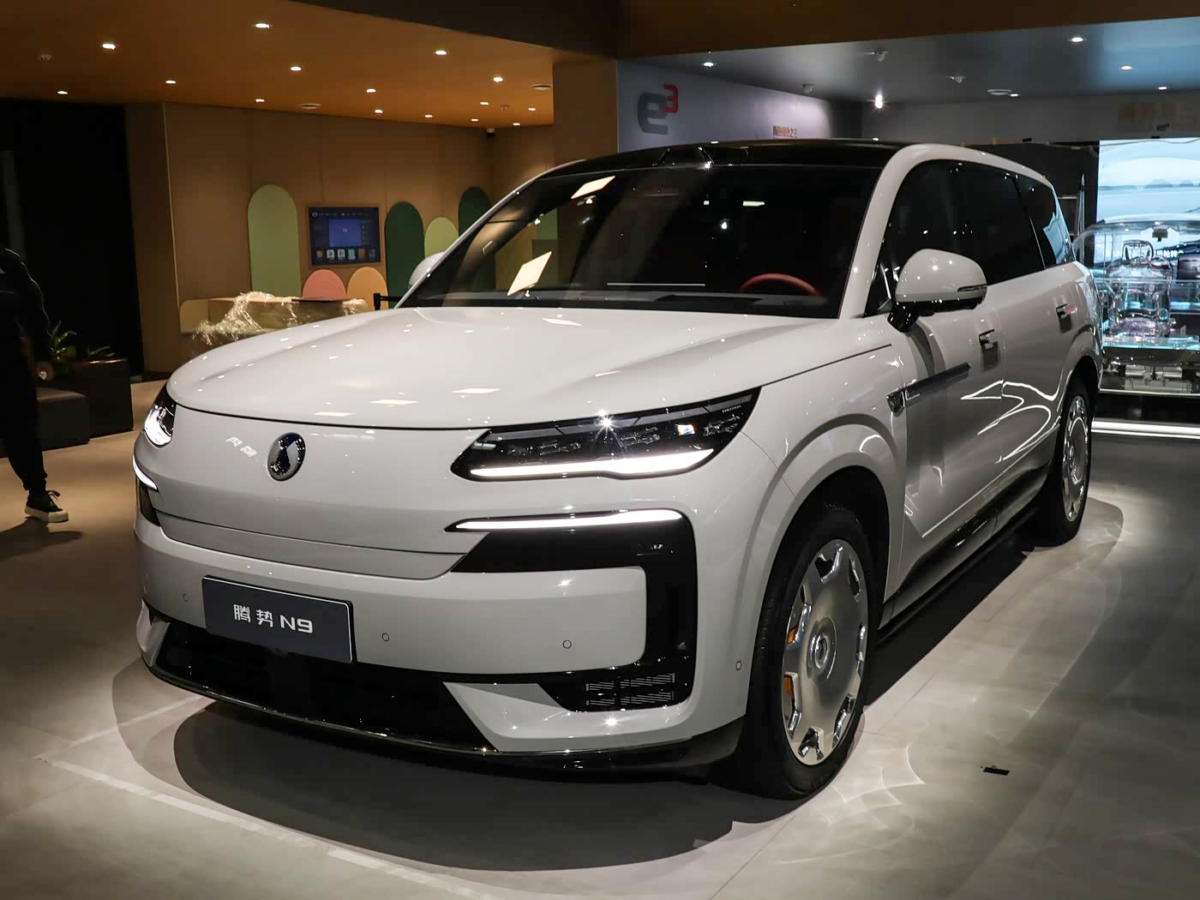 New Denza N9 PHEV with Flash Charging and 420 km CLTC EV range to officially launch on May 18