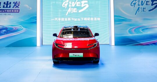 FAW-Toyota bZ5 rolled off production line in China