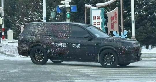 Dongfeng and Huawei’s first full-size SUV model