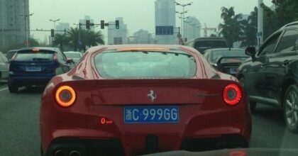ferrari-f12-zhejiang-1