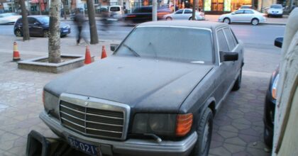 abandoned-mercedes-china-1