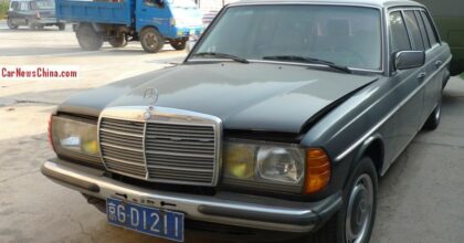 mercedes-benz-w123-limousine-1